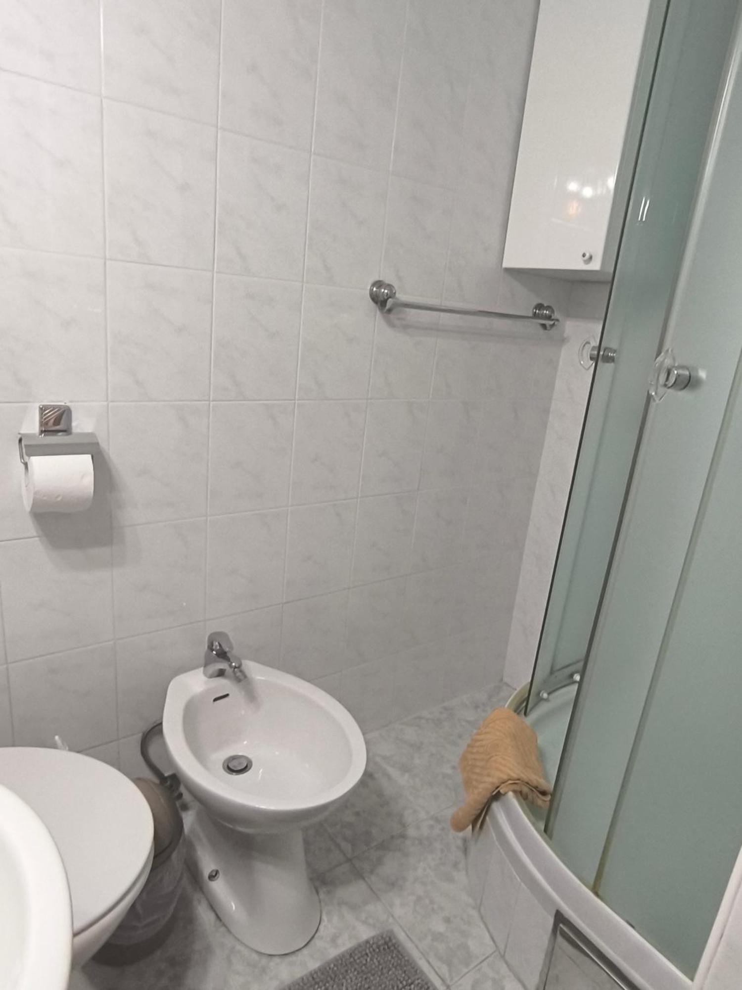 Apartments Toni 罗戈兹尼察 外观 照片